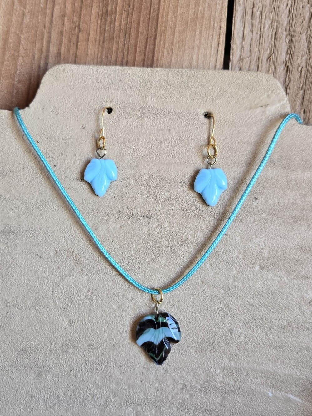 Italian Glass Leaf Jewelry Set Blue Opalescent Earrings & Pendant Necklace